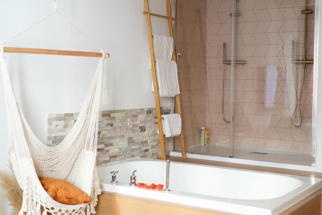 Ode A L'Amour : Studio Intimiste Toulon Extérieur photo